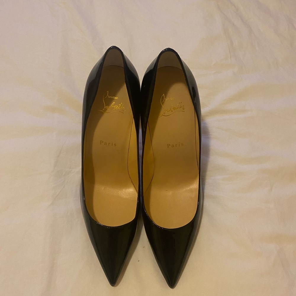 Christian Louboutin-EU 39